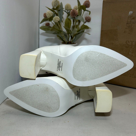 Steve Madden Scavenge Ankle Boots Pointed Toe Shoes Winter White Women 6M - Picture 7 of 11
